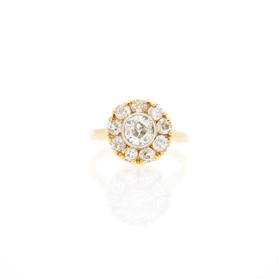 Lot 1096 - Gold and Diamond Ring