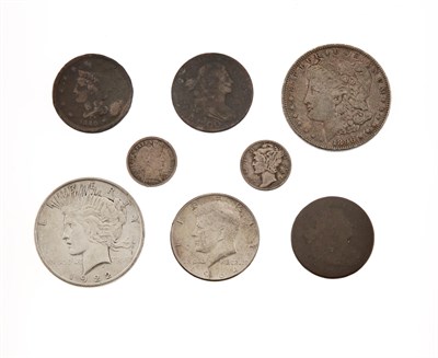 Lot 1103 - United States Coin Group Mixed lot with a few...