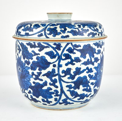 Lot 350 - A Chinese Blue and White Porcelain Cache Pot and Cover