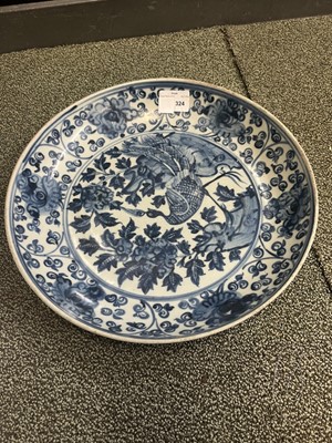 Lot 324 - A Chinese Blue and White Porcelain Dish