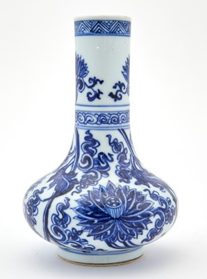 Lot 351 - A Chinese Blue and White Porcelain Vase