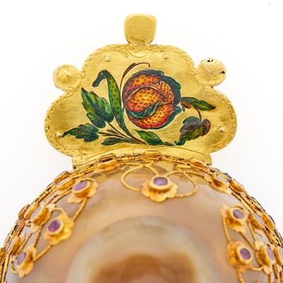 Lot 64 - Russian Jeweled and Enameled Gold-Mounted Agate Charka