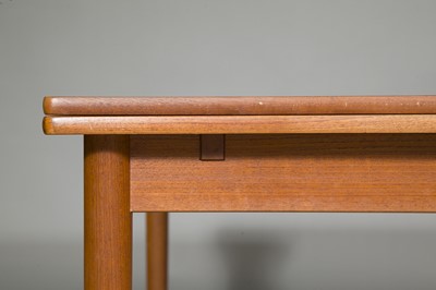 Lot 542 - Hans Wegner Teak "AT 316" Dining Table