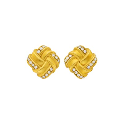 Lot 78 - Angela Cummings Pair of Gold and Diamond 'Woven' Earclips