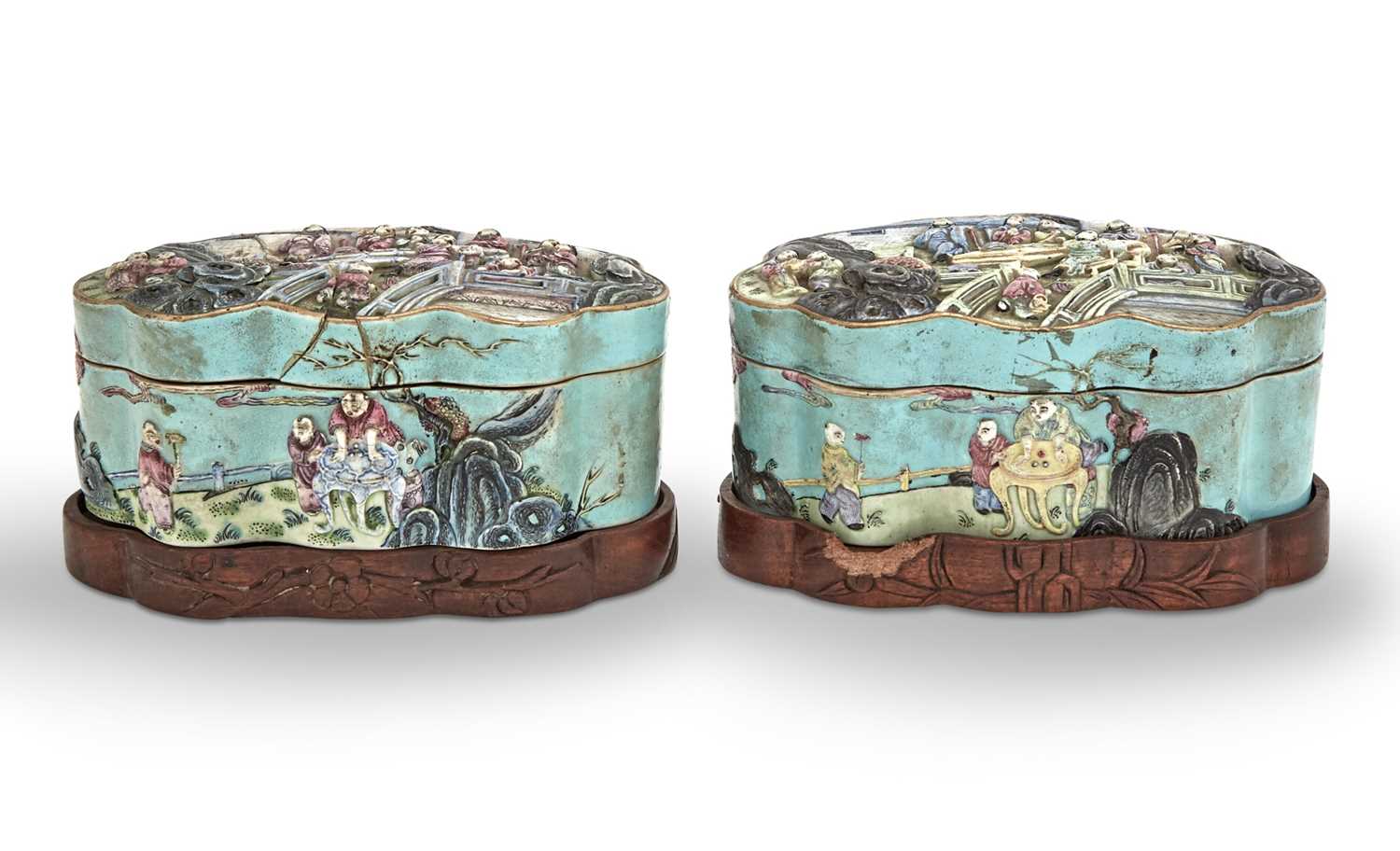 Lot 220 - A Pair of Chinese Enameled Porcelain Boxes