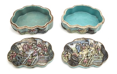 Lot 220 - A Pair of Chinese Enameled Porcelain Boxes
