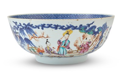 Lot 114 - Chinese Export Porcelain Bowl