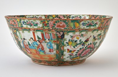 Lot 124 - Chinese Rose Medallion Porcelain Bowl