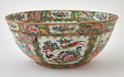 Lot 124 - Chinese Rose Medallion Porcelain Bowl