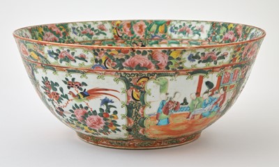 Lot 124 - Chinese Rose Medallion Porcelain Bowl