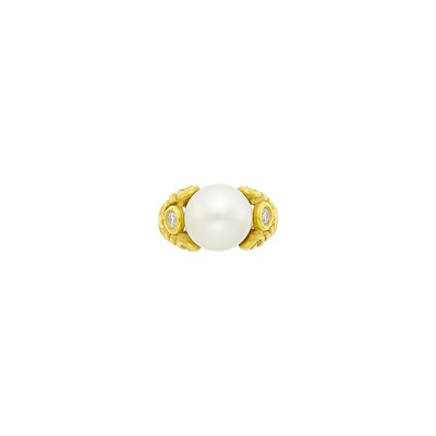 Lot 19 - Judith Ripka Gold, Cultured Pearl and Diamond Ring