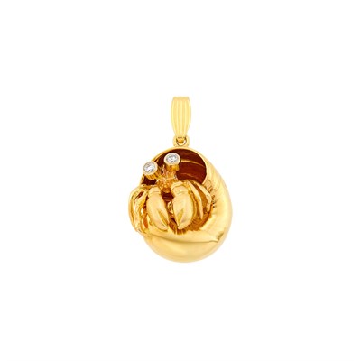 Lot 1027 - Gold and Diamond Hermit Crab Pendant