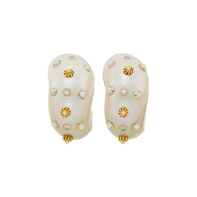 Lot 103 - Fred Leighton Pair of Gold, Shell, Split Pearl and Diamond Earclips