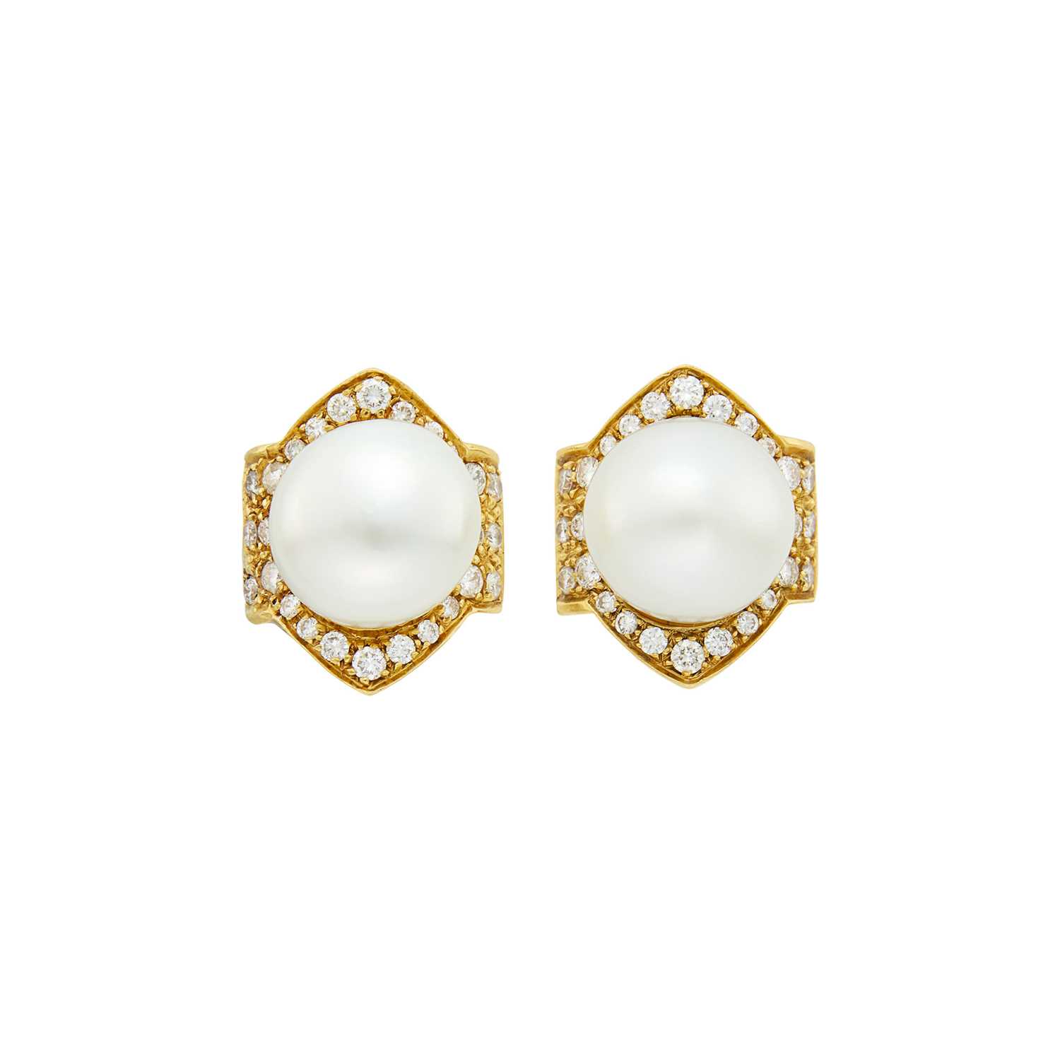 Lot 113 - Pair of Gold, South Sea Cultured Pearl and Diamond Earclips