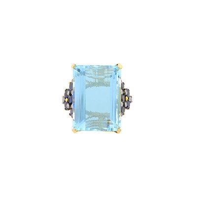 Lot 17 - Gold, Aquamarine, Sapphire and Diamond Ring