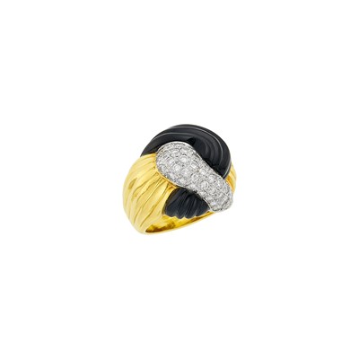 Lot 4 - Two-Color Gold, Fluted Black Onyx and Diamond Knot Ring