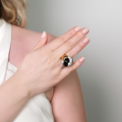 Lot 4 - Two-Color Gold, Fluted Black Onyx and Diamond Knot Ring
