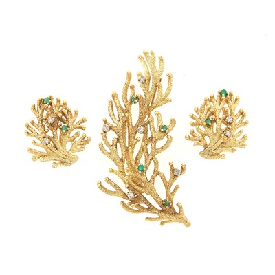 Lot 1220 - Gold, Diamond and Emerald Brooch and Pair of Earrings
