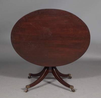 Lot 97 - George III Mahogany Breakfast Table