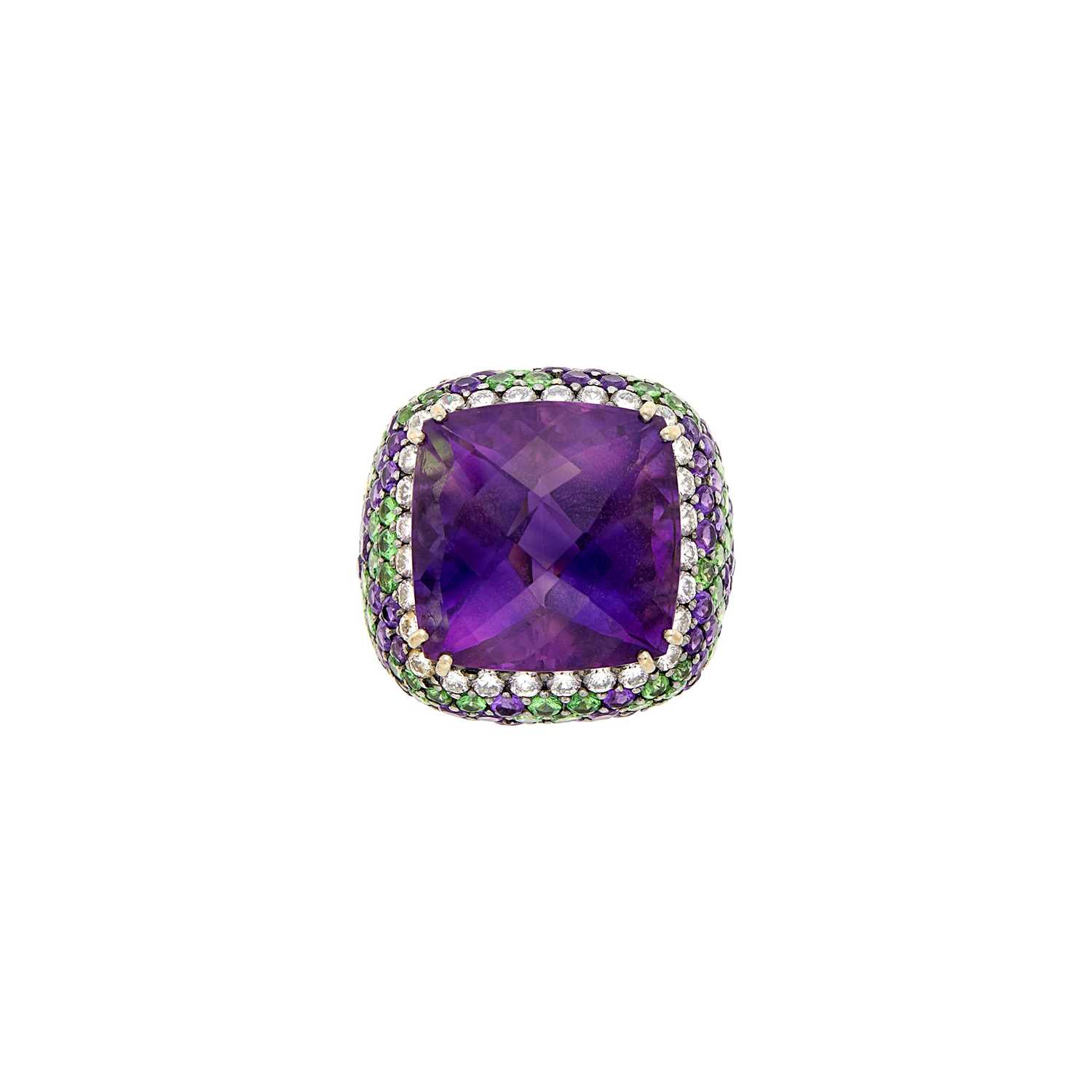 Lot 57 - Moussaieff Blackened Gold, Amethyst, Diamond and Green Garnet Ring
