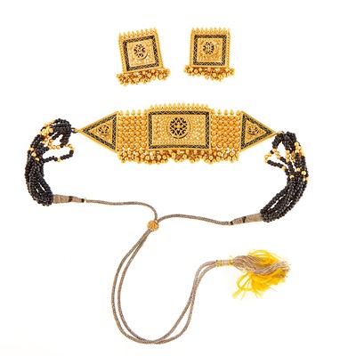 Lot 1063 - High Karat Gold and Black Onyx Bead Choker Necklace and Pair of Earrings