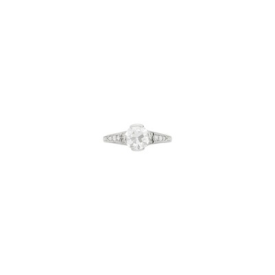 Lot 88 - Tiffany & Co. Platinum and Diamond Ring