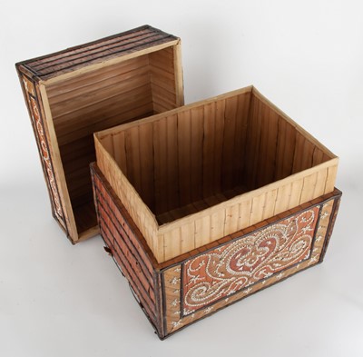 Lot 88 - Bamboo, Rattan and Shell Decorated Box