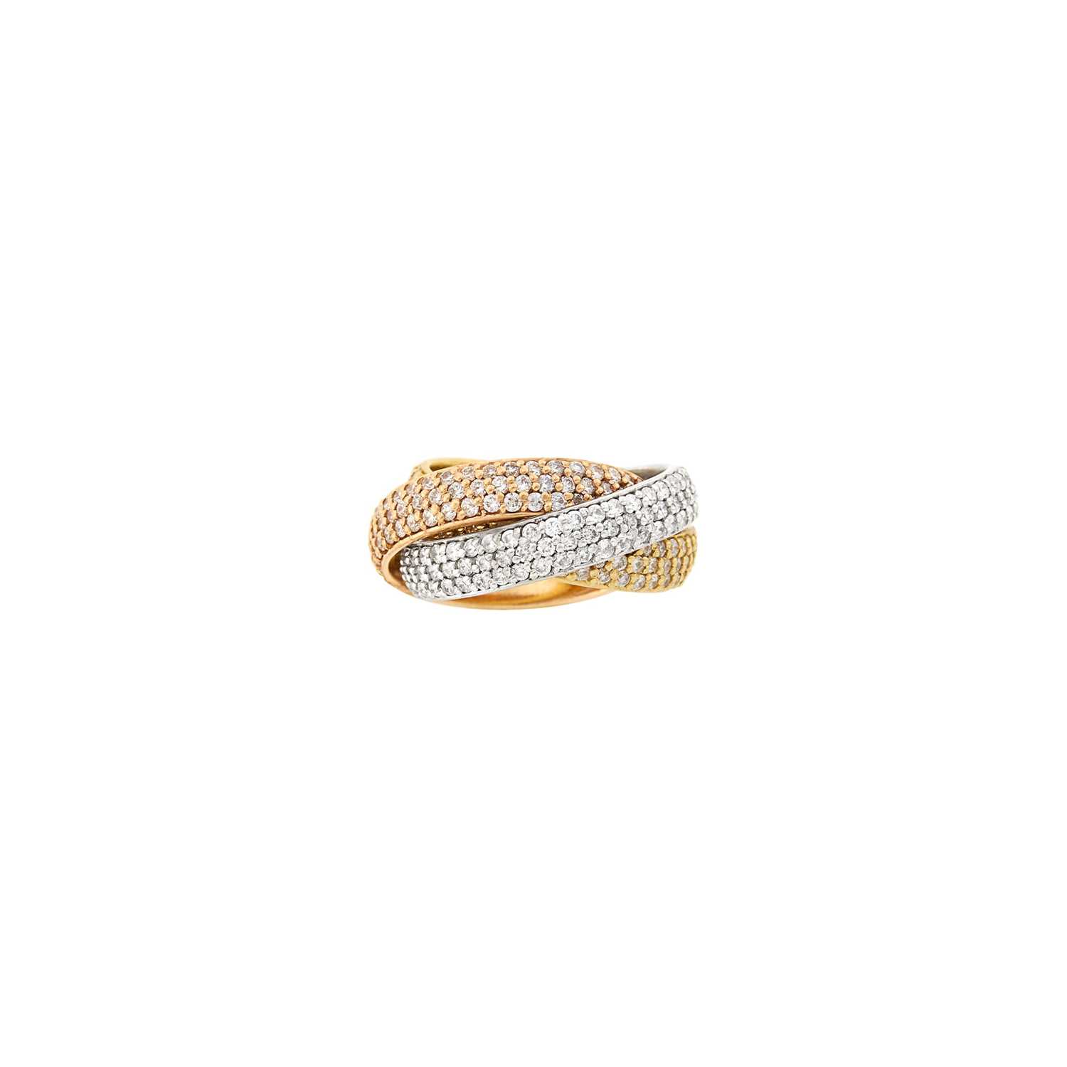 Lot 91 - Tricolor Gold and Diamond Rolling Band Ring