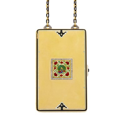 Lot 113 - Cartier Paris Gold, Platinum, Enamel, Black Onyx, Diamond and Seed Pearl Vanity Case with Carrying Chain