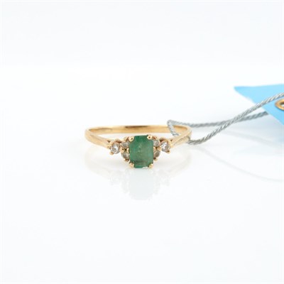 Lot 132 - Gold and Stone Ring, 14K 1 dwt. all