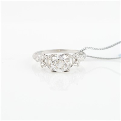 Lot 464 - Diamond Engagement Ring, 9 diamonds, center...