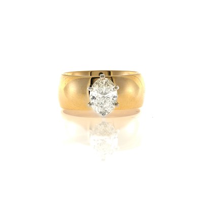 Lot 2207 - Wide Gold and Diamond Ring