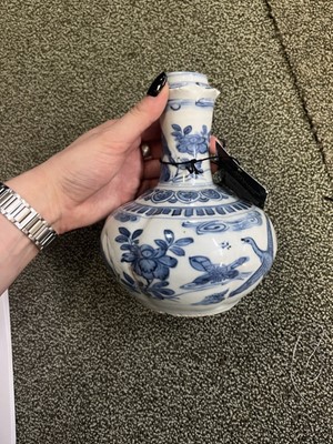 Lot 326 - A Chinese Blue and White Porcelain Kendi