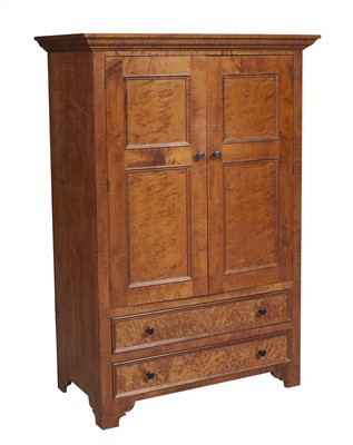 Lot 170 - Chippendale Style Figured Maple Linen Press