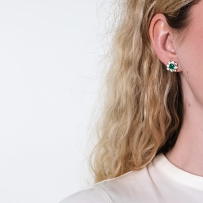 Lot 109 - Pair of Antique Gold, Emerald and Diamond Earrings
