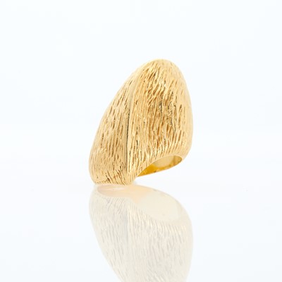 Lot 1241 - Georg Jensen Abstract Gold Ring