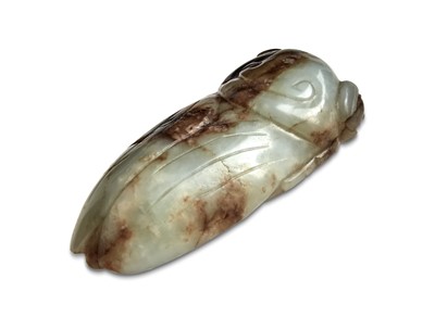 Lot 442 - A Chinese Black and White Jade Cicada