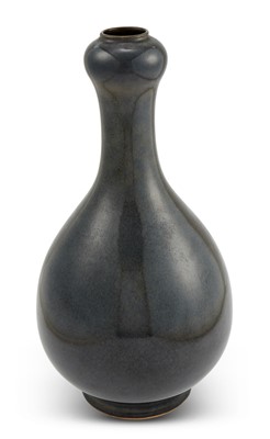 Lot 392 - A Chinese Tulip Mouth Porcelain Bottle Vase