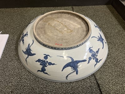 Lot 325 - A Large Chinese Blue and White Porcelain Charger