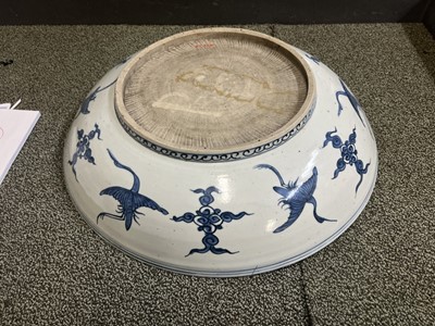 Lot 325 - A Large Chinese Blue and White Porcelain Charger