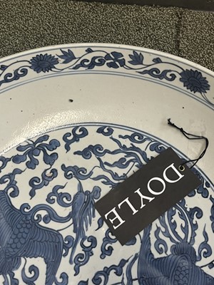 Lot 325 - A Large Chinese Blue and White Porcelain Charger