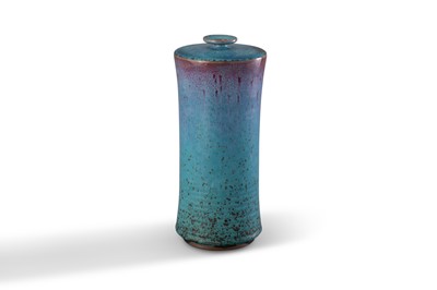 Lot 1073 - Junware "Pankou Spindle Bottle" Vase