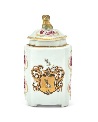 Lot 103 - Chinese Export Porcelain Tea Caddy