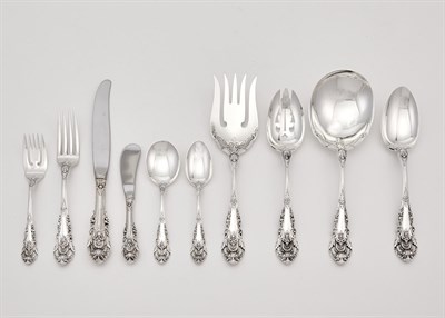 Lot 27 - Wallace Sterling Silver Sir Christopher Pattern Flatware Service