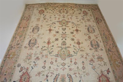 Lot 447 - Ghiordes Carpet