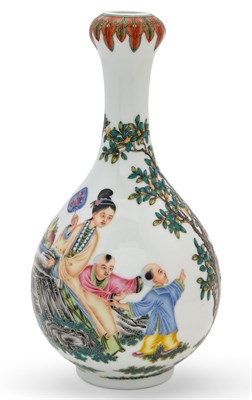 Lot 343 - A Fine Chinese Enameled Porcelain Bottle Vase