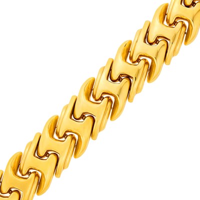 Lot 17 - Wide Gold Link Bracelet