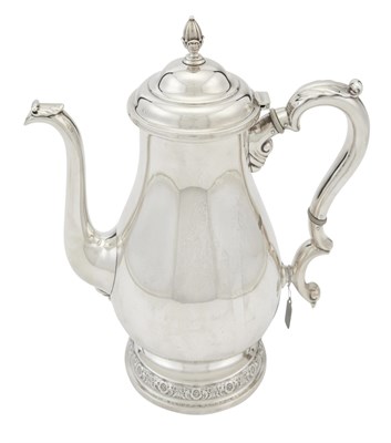 Lot 687 - International Silver Co. Sterling Silver Prelude Pattern Coffee Pot