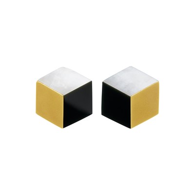 Lot 1 - Angela Cummings Pair of Gold, Mother-of-Pearl and Black Jade Cube Earclips