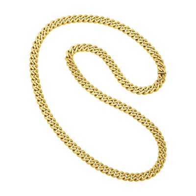 Lot 41 - Long Gold Curb Link Chain Necklace